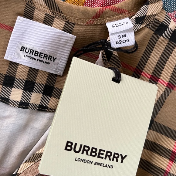 Baby Newborn Beige Check Romper with Hat Gift Set PRICE DROPPED! - Picture 3 of 3